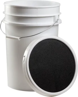 Champion Sports 6 Gallon Bucket with Padded Soft Seat Lid - Durable Construction - Balls Not Included - Ideal for Baseball, Softball, T-Ball, Practice Balls, and Lacrosse